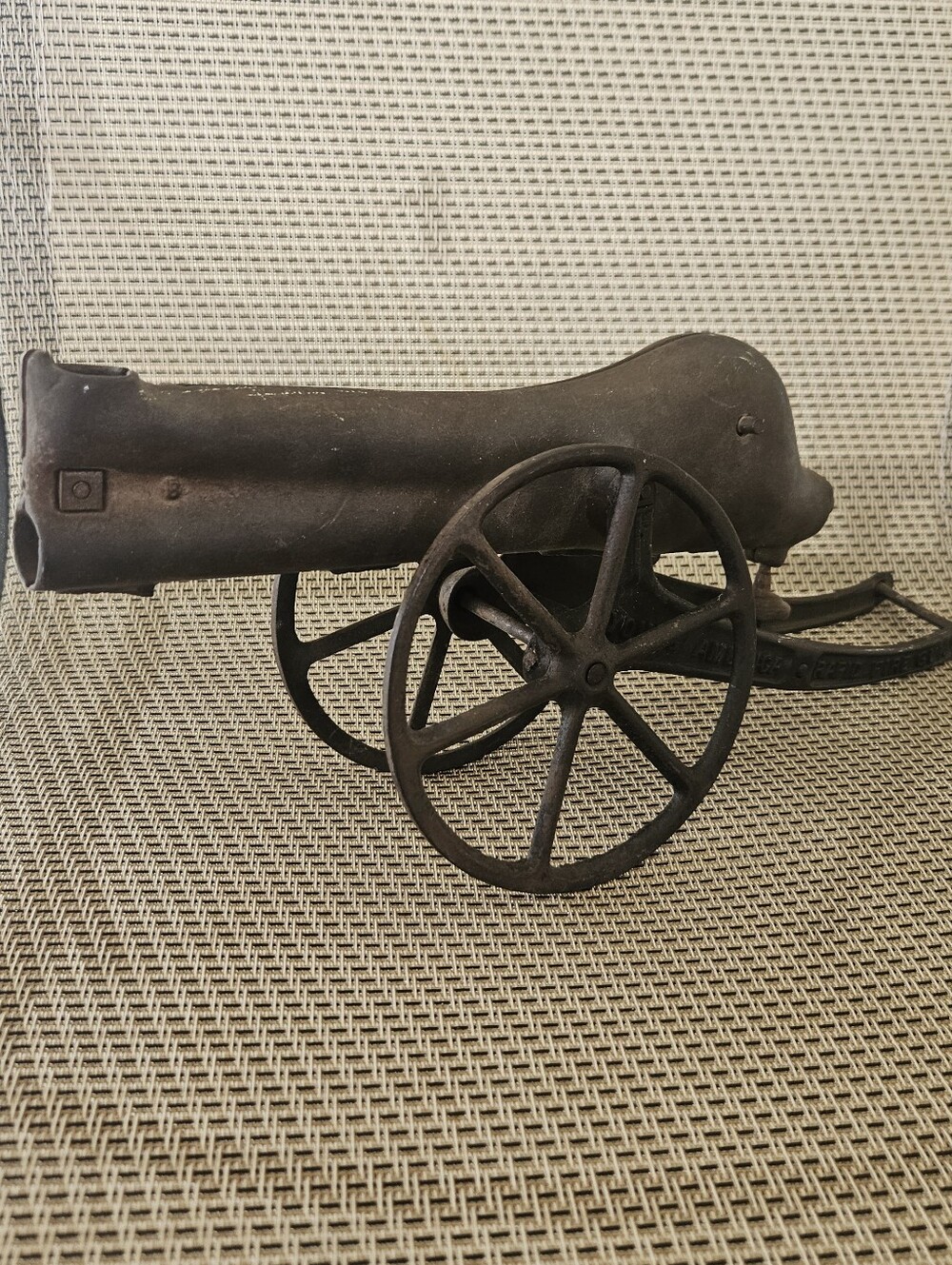 Cast Iron Antique  Cannon, Antique Cannon For Marbles